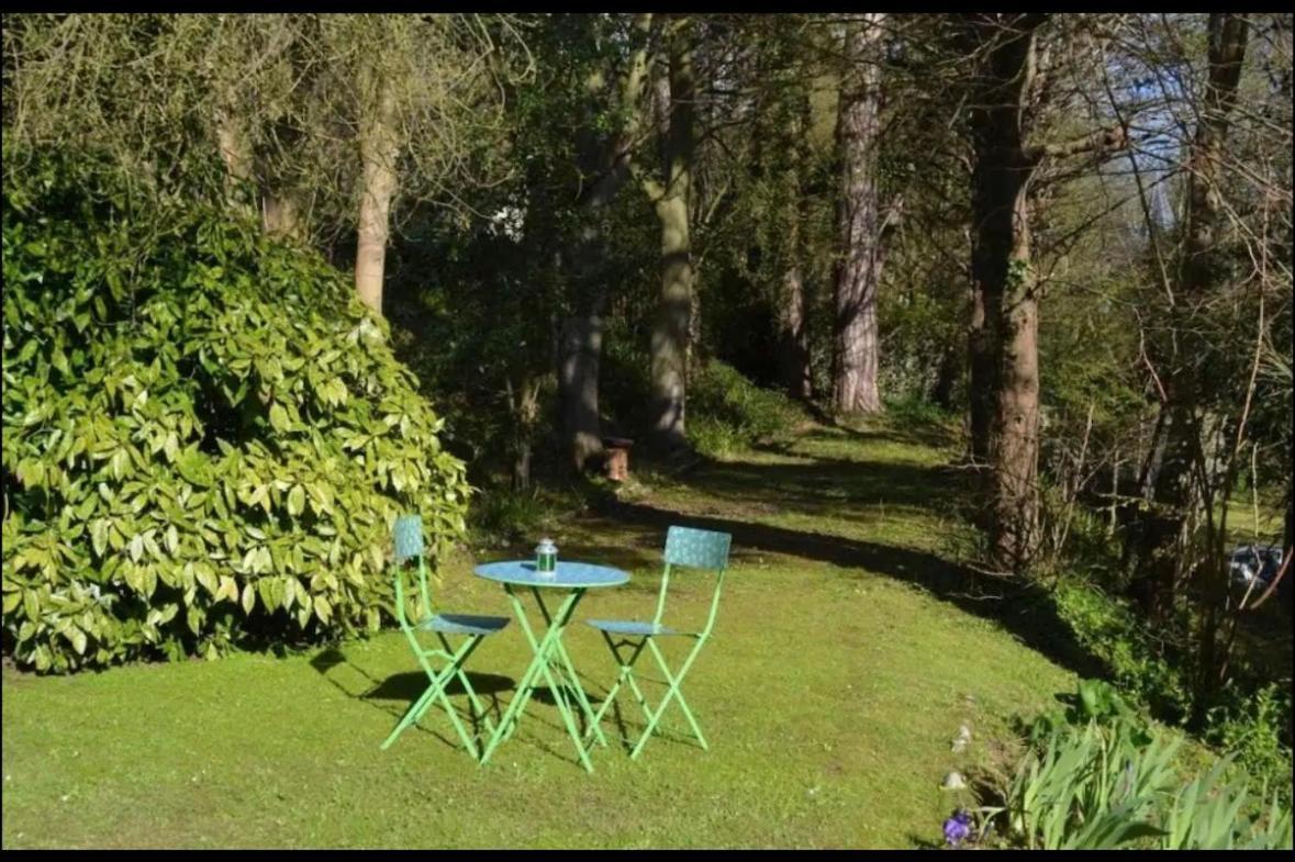 Escale Caux Cooning**** Charme Et Balneo Etretat Apartamento Exterior foto